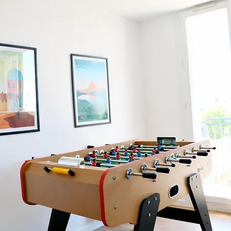 T4 Pro Groupes - Parking - 6 Pers - Babyfoot Apartman *