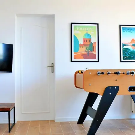 Appartement T4 Pro Groupes - 5min Airbus - 6pers - Parking